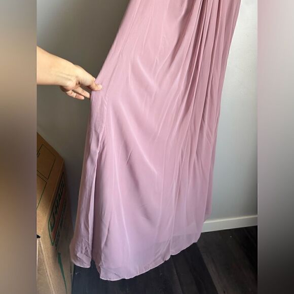 NWT David’s Bridal Strapless Chiffon Gown in Quartz - Picture 6 of 13
